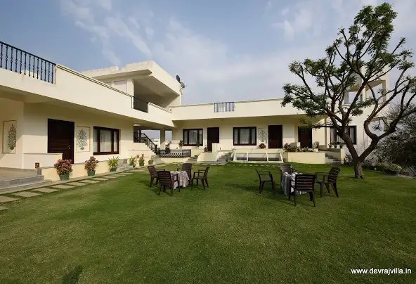 5-best-hotel-villas-for-celebrating-new-year-2020-in-udaipur