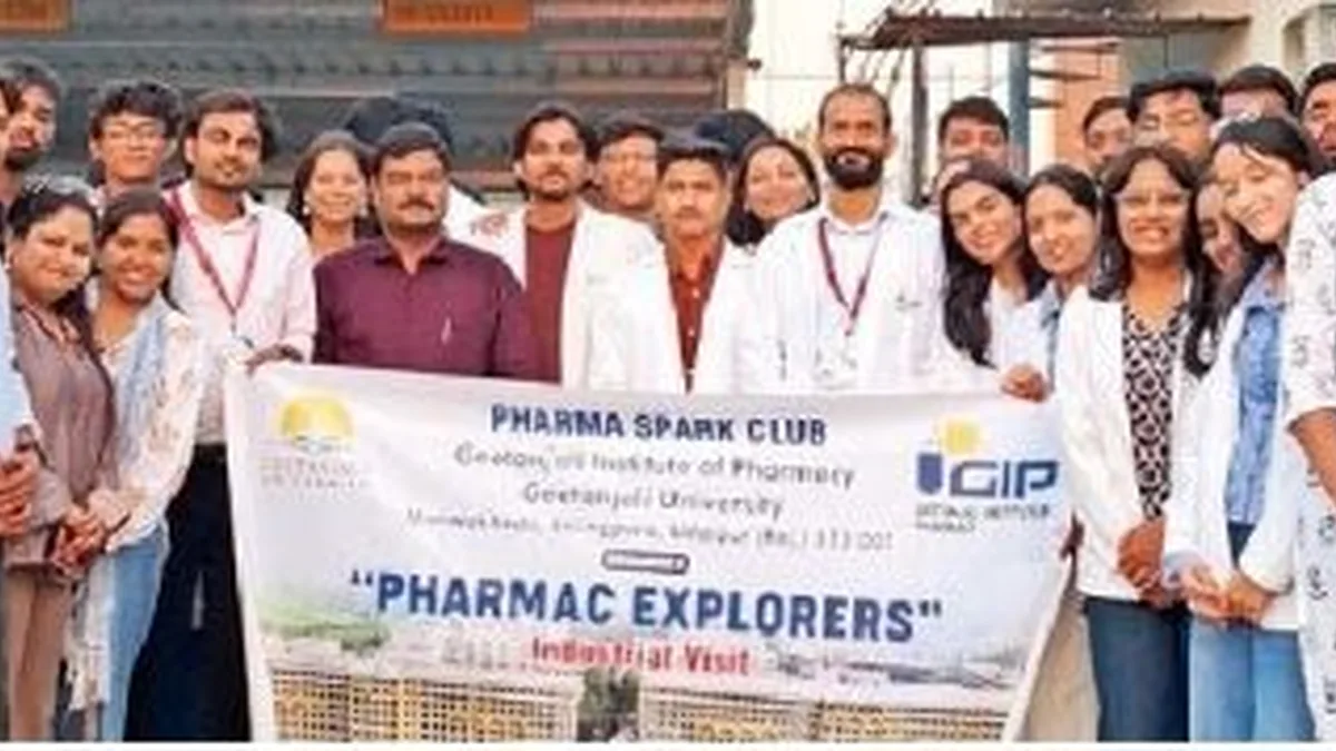 udaipur pharmacy students baddi visit